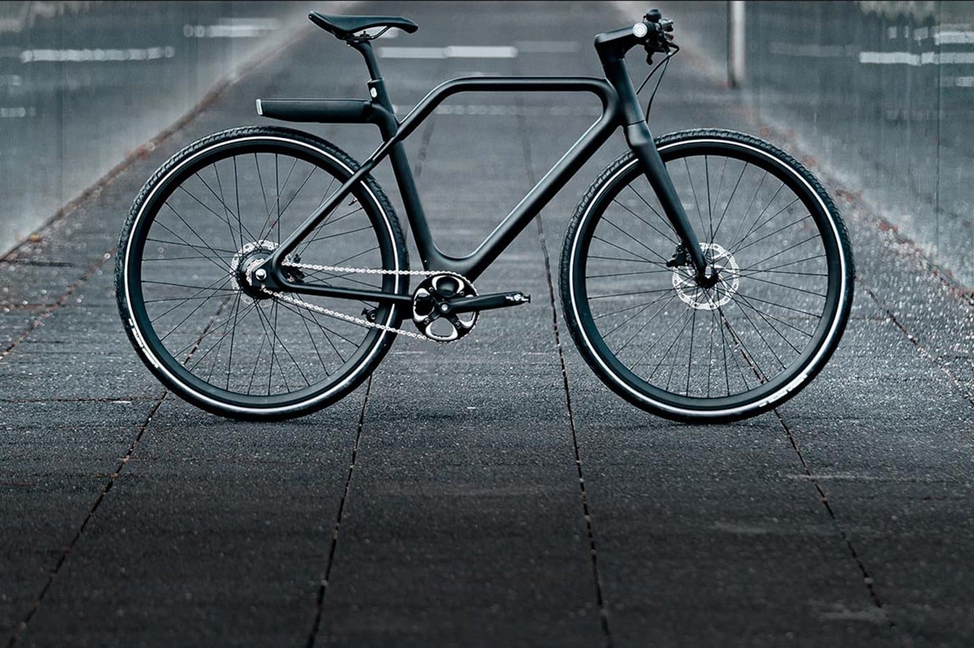 langell-e-bike-est-leger-comme-une-plume-mais-incroyablement-intelligent