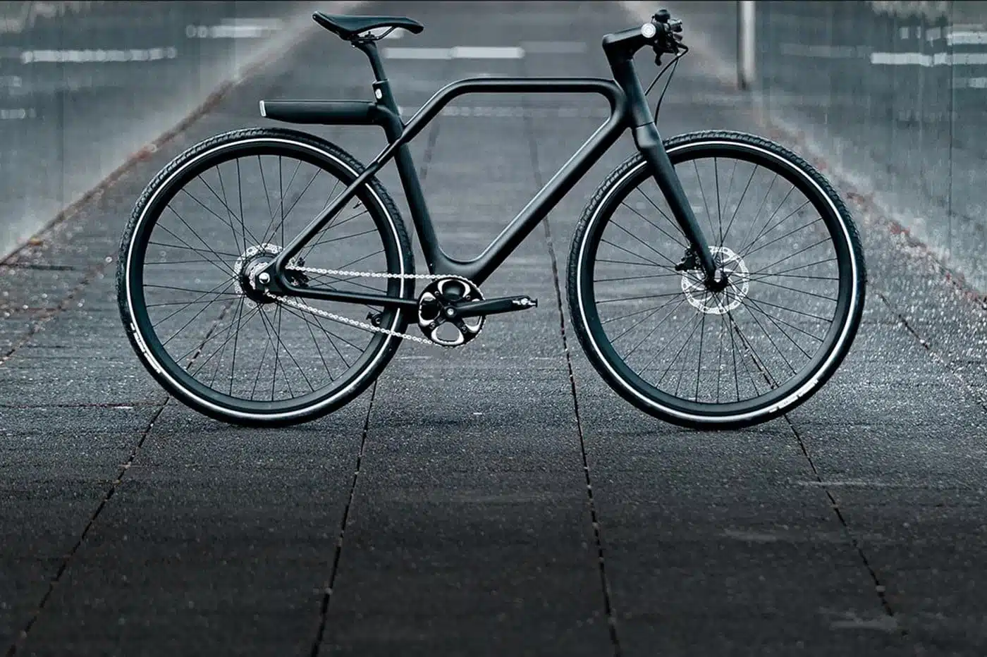 angell-black