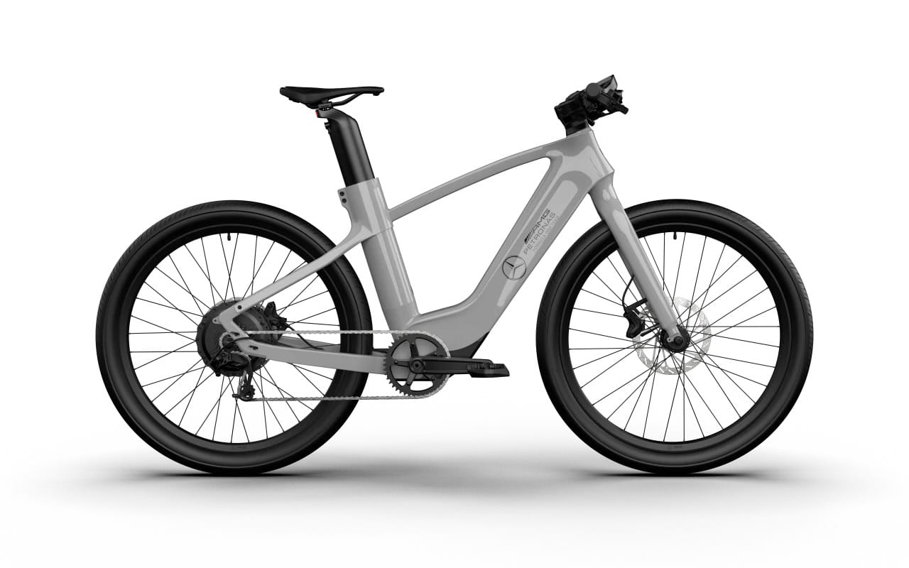 le-velo-electrique-de-mercedes-allier-innovation-technologique-et-design-de-pointe