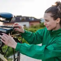 1-recyclage-des-batteries-un-defi-pour-velos-et-trottinettes-electriques