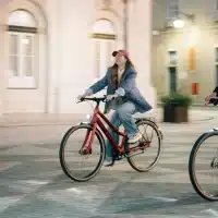 1-velo-electrique-a-recharge-usb-c-une-innovation-qui-pourrait-changer-la-donne