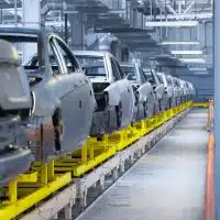 1-stellantis-et-renault-un-cri-d-alarme-contre-la-reglementation-europeenne