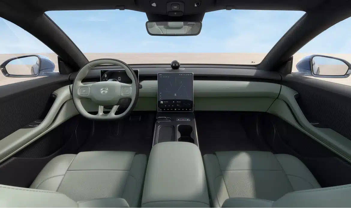 2-avis-nio-et5-touring
