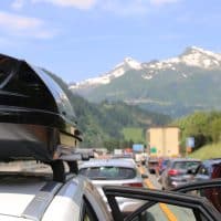 1-evitez-ces-dates-si-vous-voyagez-en-voiture-electrique-pendant-vos-vacances