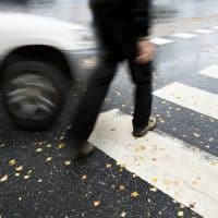 1-voitures-electriques-les-nouveaux-defis-de-la-securite-pietonne-en-ville