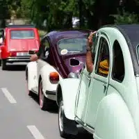 1-citroen-2cv-vers-une-renaissance-electrique-et-neo-retro