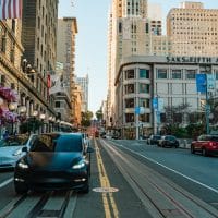 1-californie-et-donald-trump-duel-autour-des-voitures-electriques-et-de-l-avenir-automobile-americain