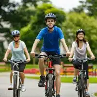 1-le-velo-seduit-la-jeunesse-et-s-impose-comme-nouvelle-tendance-en-france