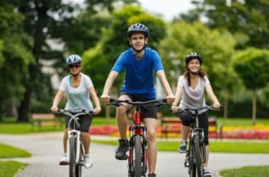 1-le-velo-seduit-la-jeunesse-et-s-impose-comme-nouvelle-tendance-en-france