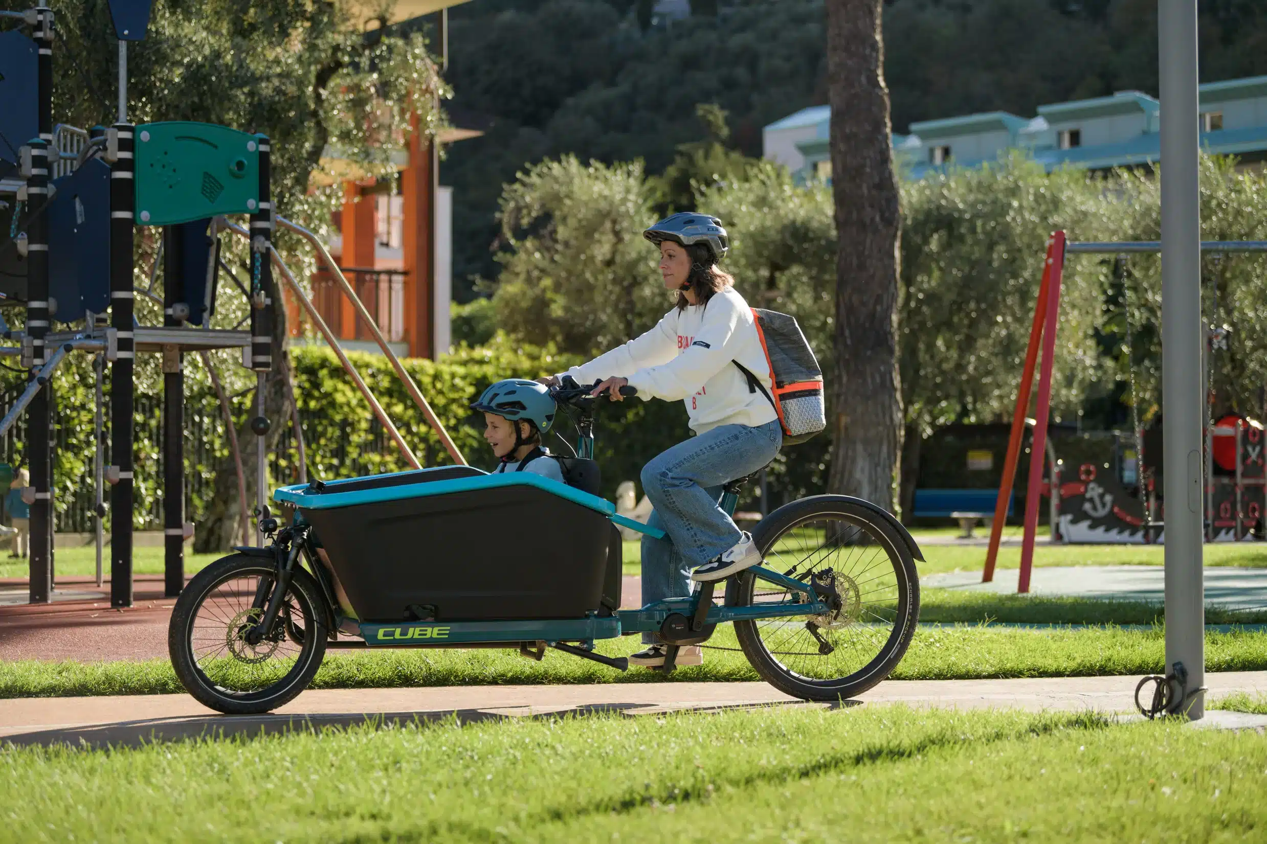 cargo-hybrid-800-un-biporteur-puissant-endurant-et-accessible-pour-la-mobilite-urbaine