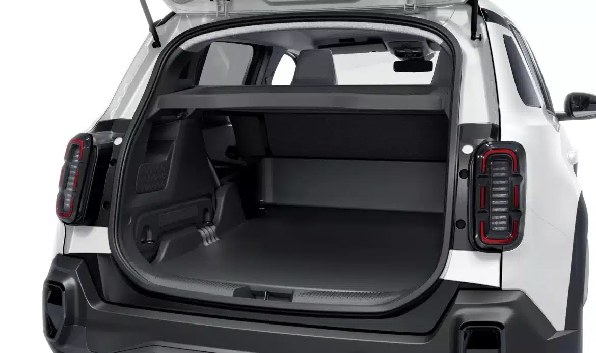 2-renault-4-societe-electrique-un-nouvel-utilitaire-dedie-aux-professionnels