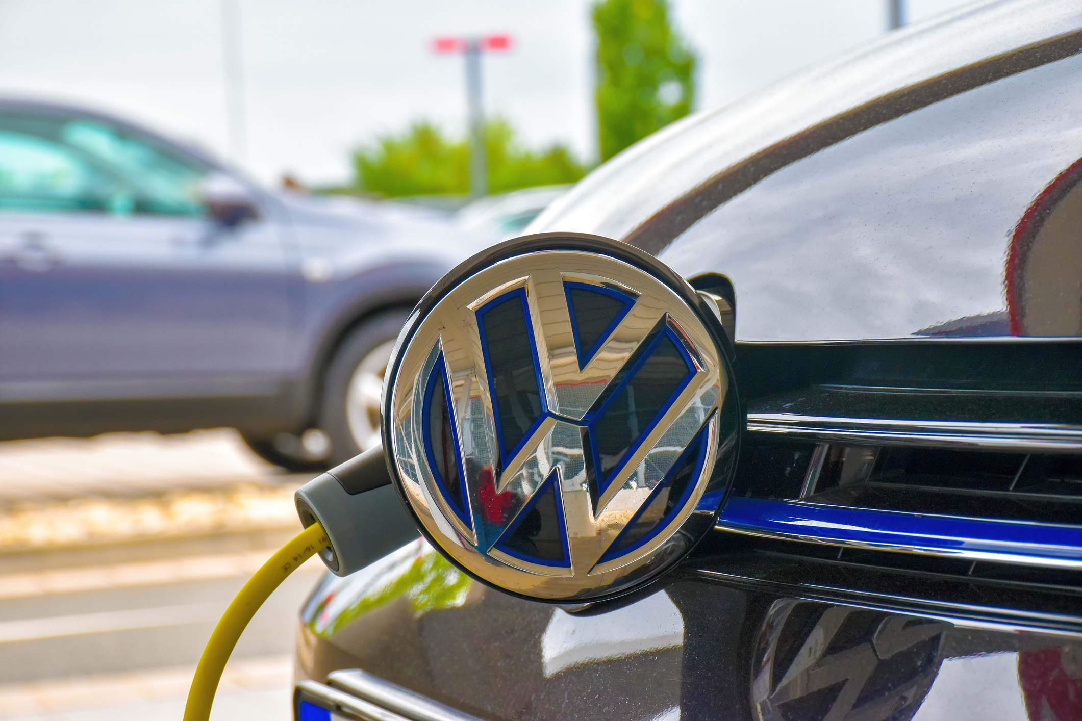 volkswagen-mise-sur-l-electrique-a-prix-serre-face-a-la-vague-chinoise