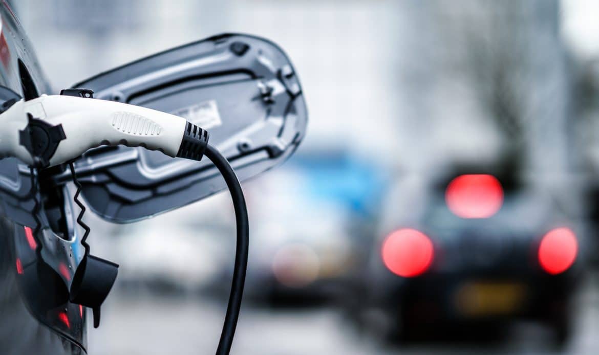 2-marche-automobile-francais-petite-hausse-en-aout-mais-l-essoufflement-perdure