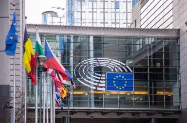 1-interdiction-des-voitures-thermiques-en-2035-l-europe-face-a-un-tournant-decisif