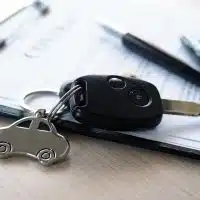 1-assurance-auto-pourquoi-les-tarifs-vont-grimper-encore-en-2026
