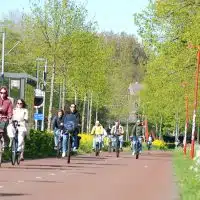 1-vers-une-nouvelle-reglementation-des-velos-electriques-sur-les-pistes-cyclables-aux-pays-bas