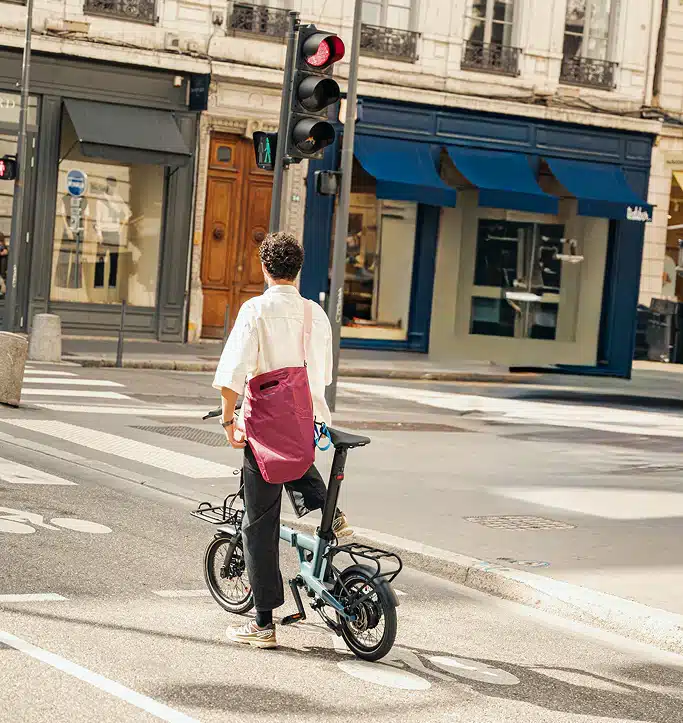uto-pro16-le-velo-pliant-electrique-qui-reinvente-la-mobilite-urbaine
