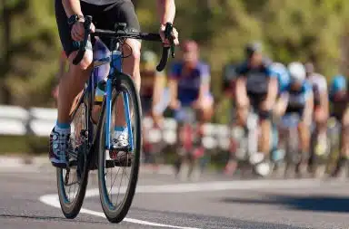 1-velo-d-or-2025-les-finalistes-qui-font-vibrer-la-planete-cyclisme