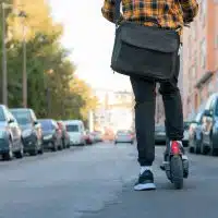 1-trottinettes-electriques-entre-mobilite-pratique-et-plaisir-du-quotidien
