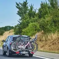 1-l-illusion-du-velo-en-bretagne-le-mystere-viral-qui-intrigue-les-internautes